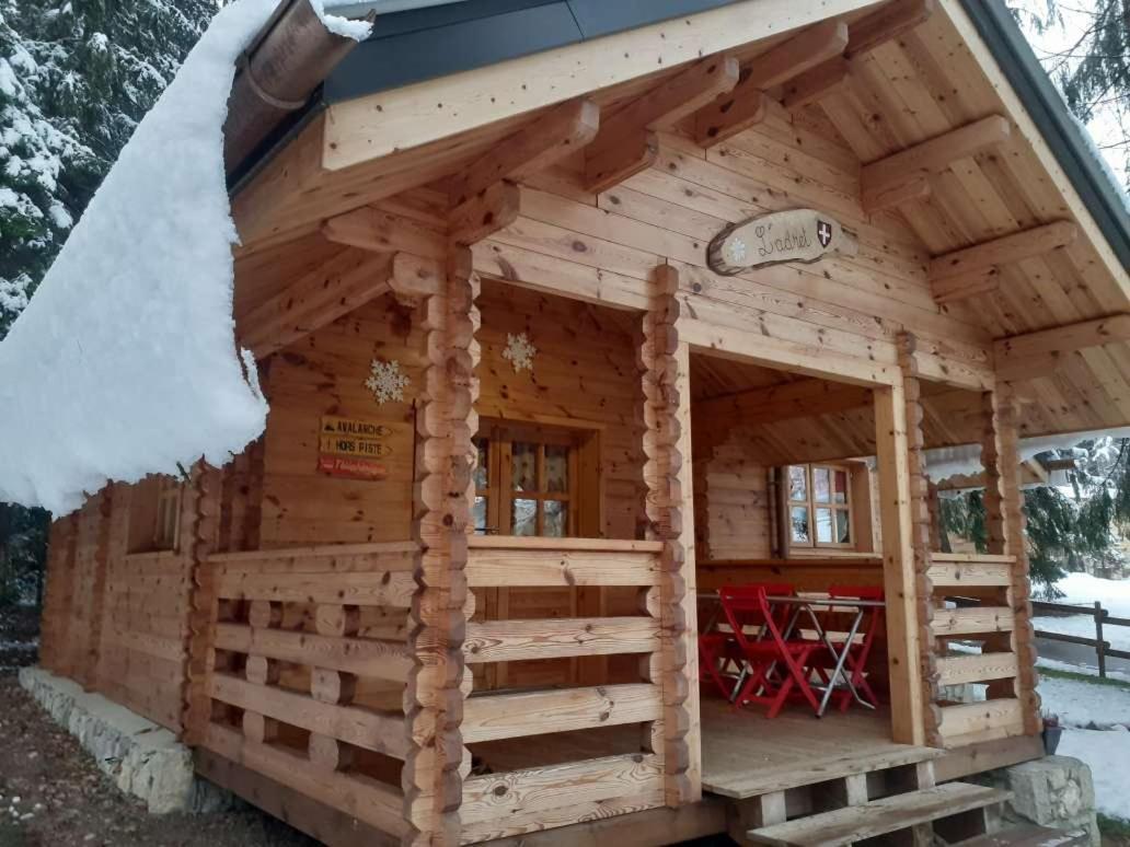 Chalet L' Adret Bluffy Exterior photo